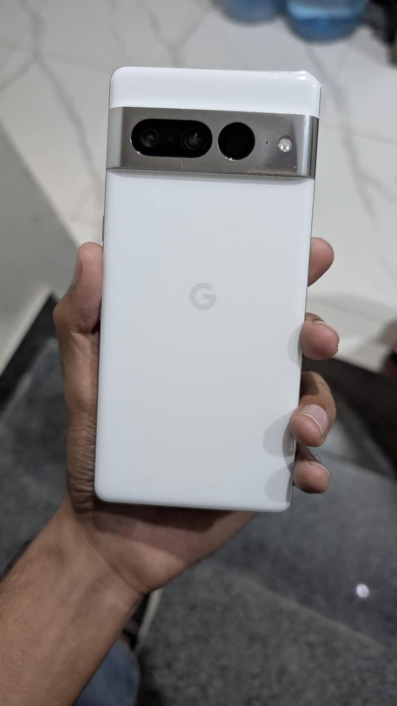 Google Pixel 7 Pro 4