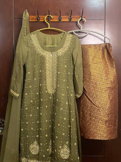 3 PIECES DRESS READY FOR SALE