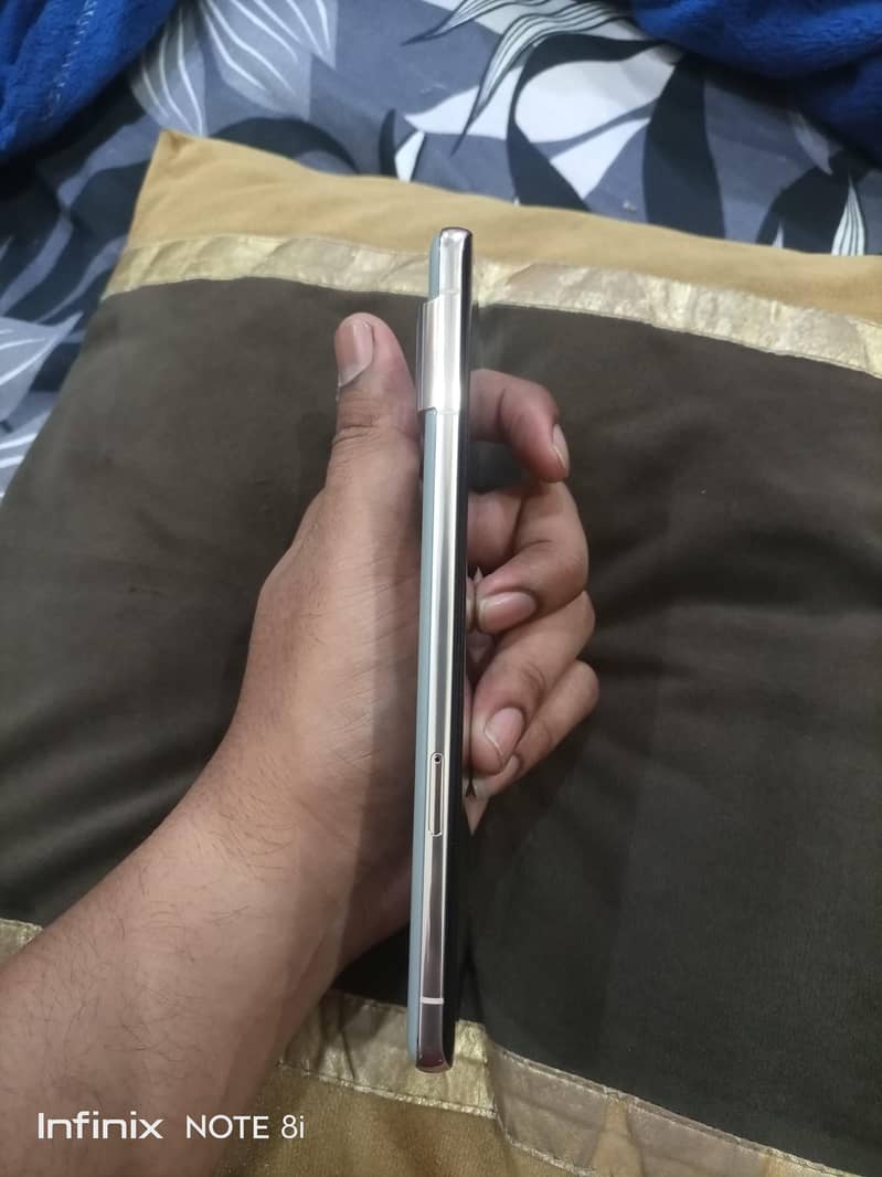 Google Pixel 7 Pro 4