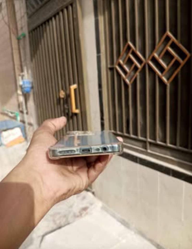 Infinix Note 30 6