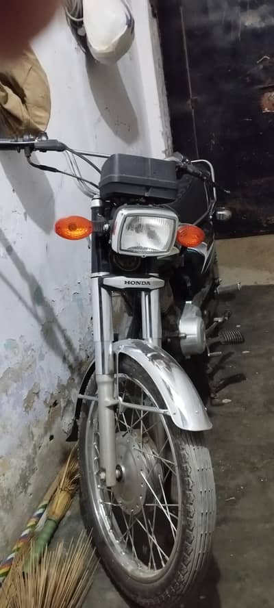 Honda CG 125 2023