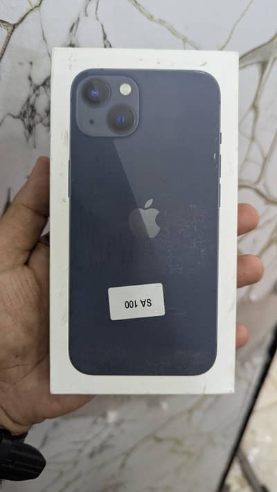 Apple iPhone 13