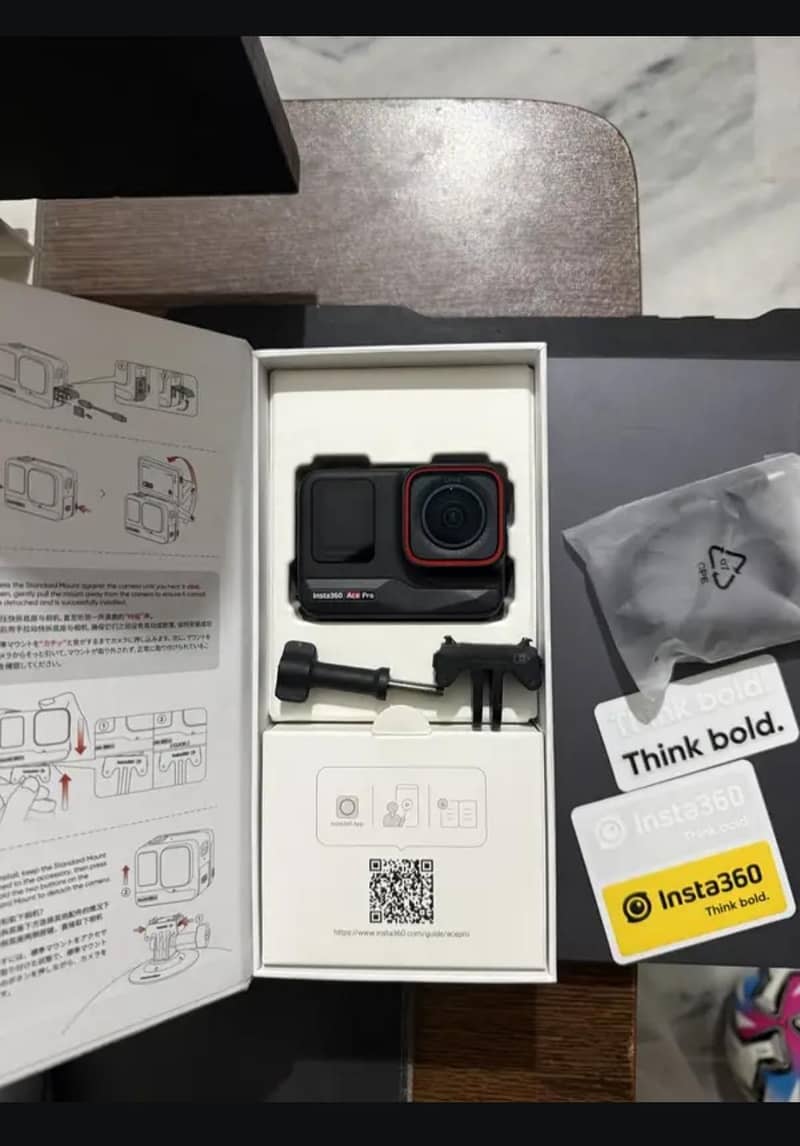 Insta 360 ace pro 2 1