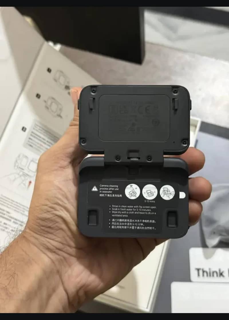 Insta 360 ace pro 2 4
