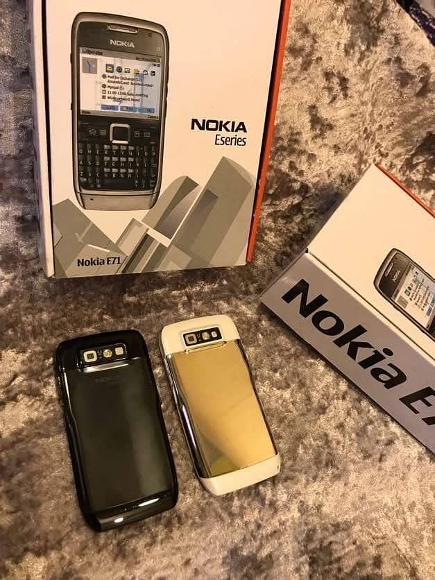 Nokia E71 1