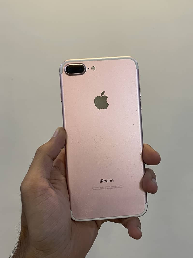 Apple iPhone 7 Plus 1