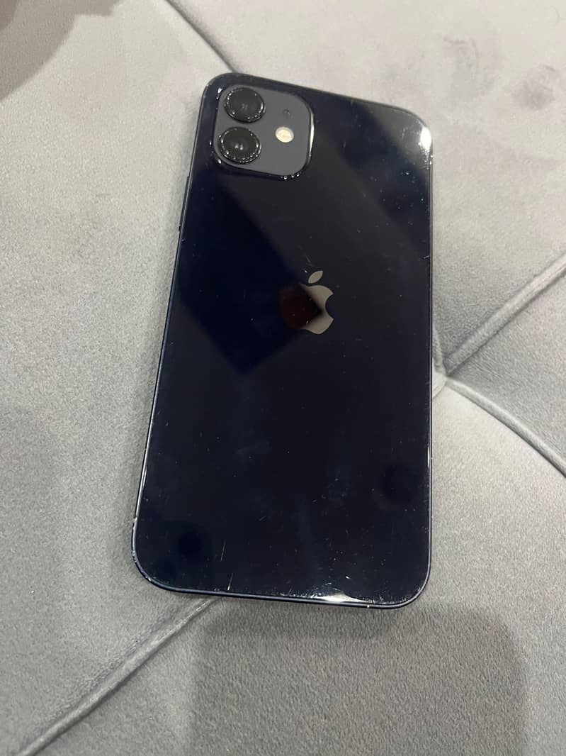 iPhone 12 1