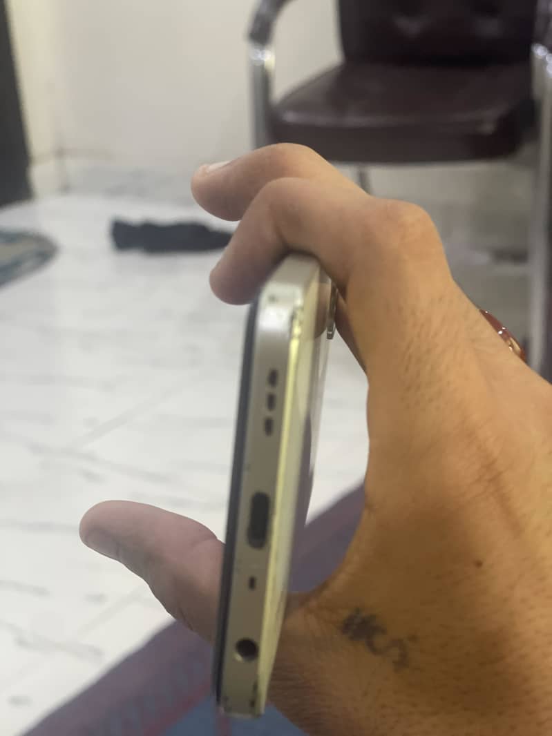 Oppo A38 1