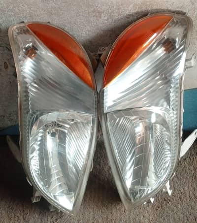 Toyota platz headlights