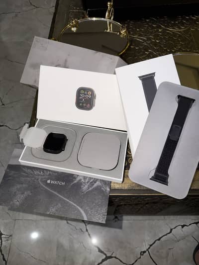 Apple Iwatch Ultra 2 49 mm black edition just like brand new