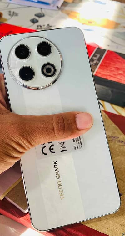 Tecno SPARK 30 Pro 8+8 / 128 G100 processor with original Box Charger