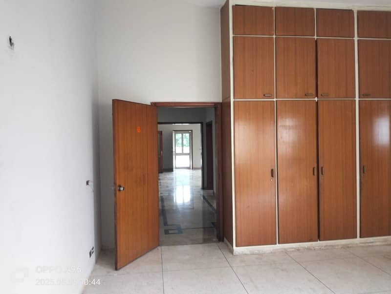 Flat For Rent 2