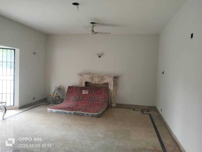 Flat For Rent 4