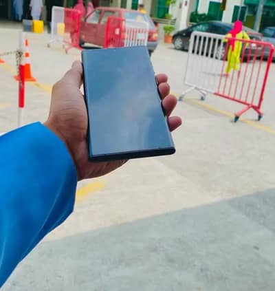 Samsung Mobile S22 Ultra