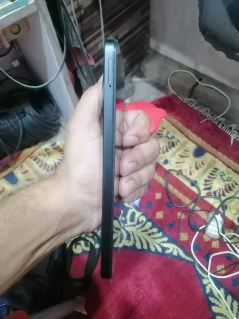 Realme 1 4