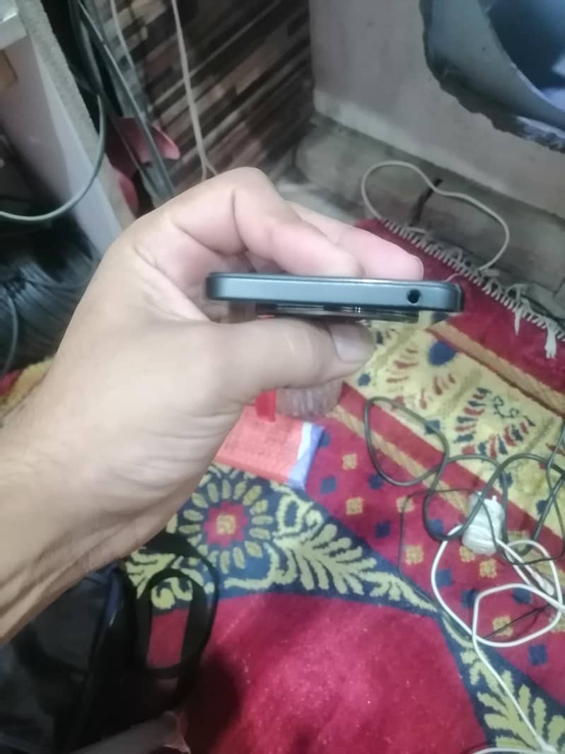 Realme 1 6