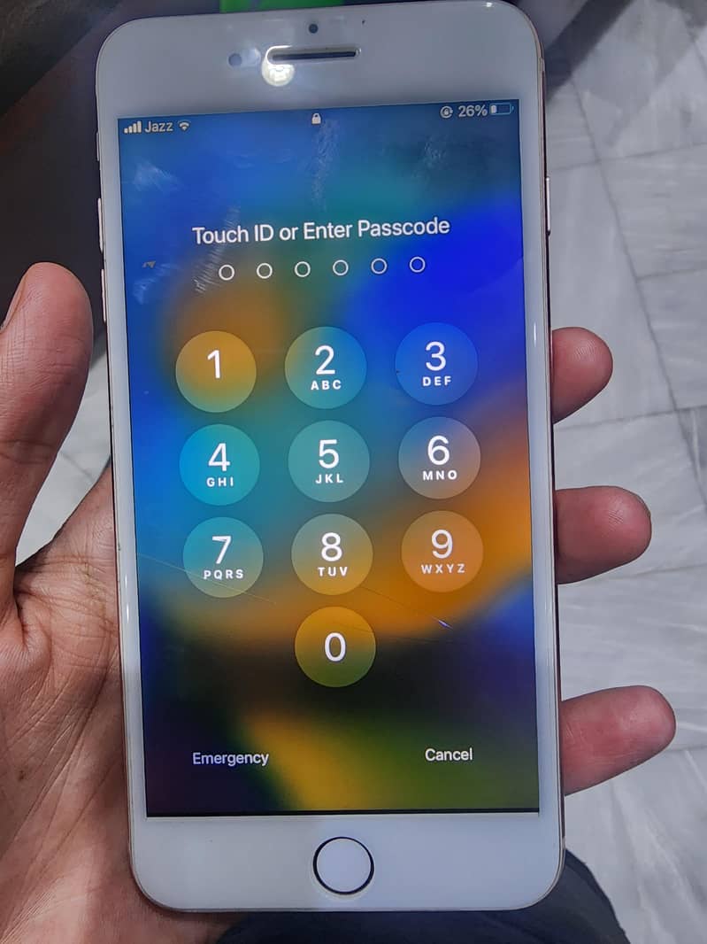 Apple iPhone 8 Plus 2