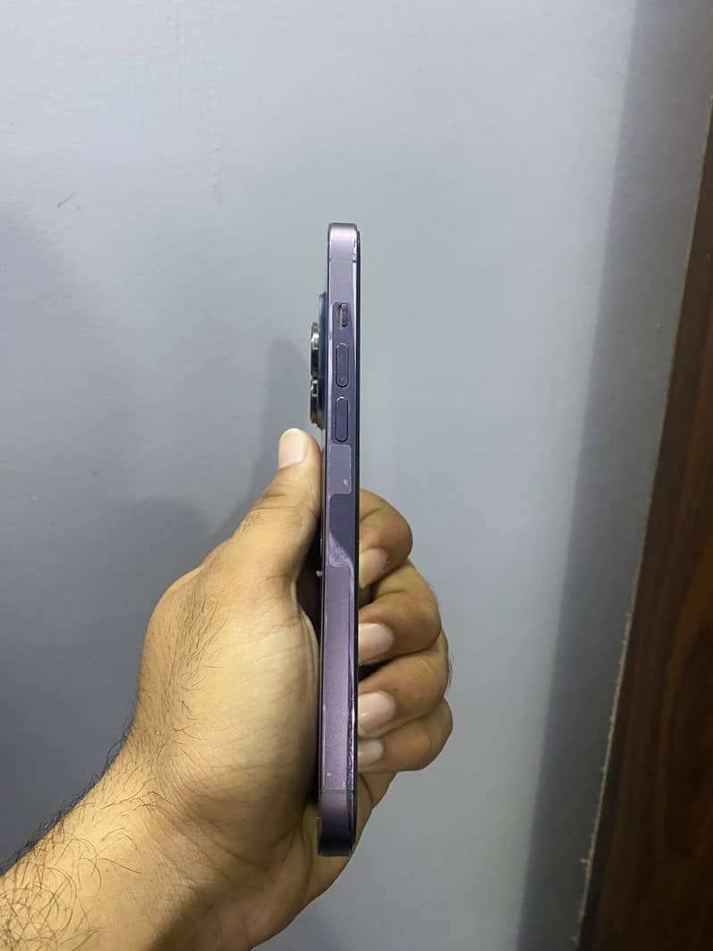 Apple iPhone 14 Pro Max 2