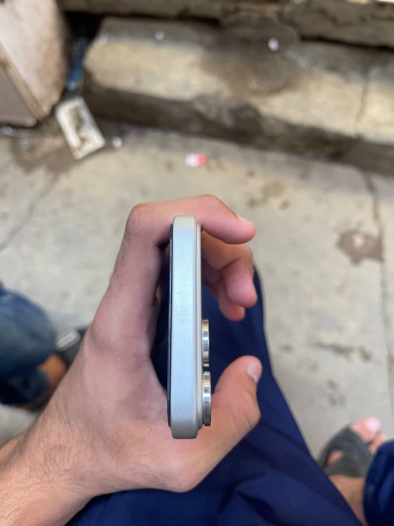 Apple iPhone XR 1