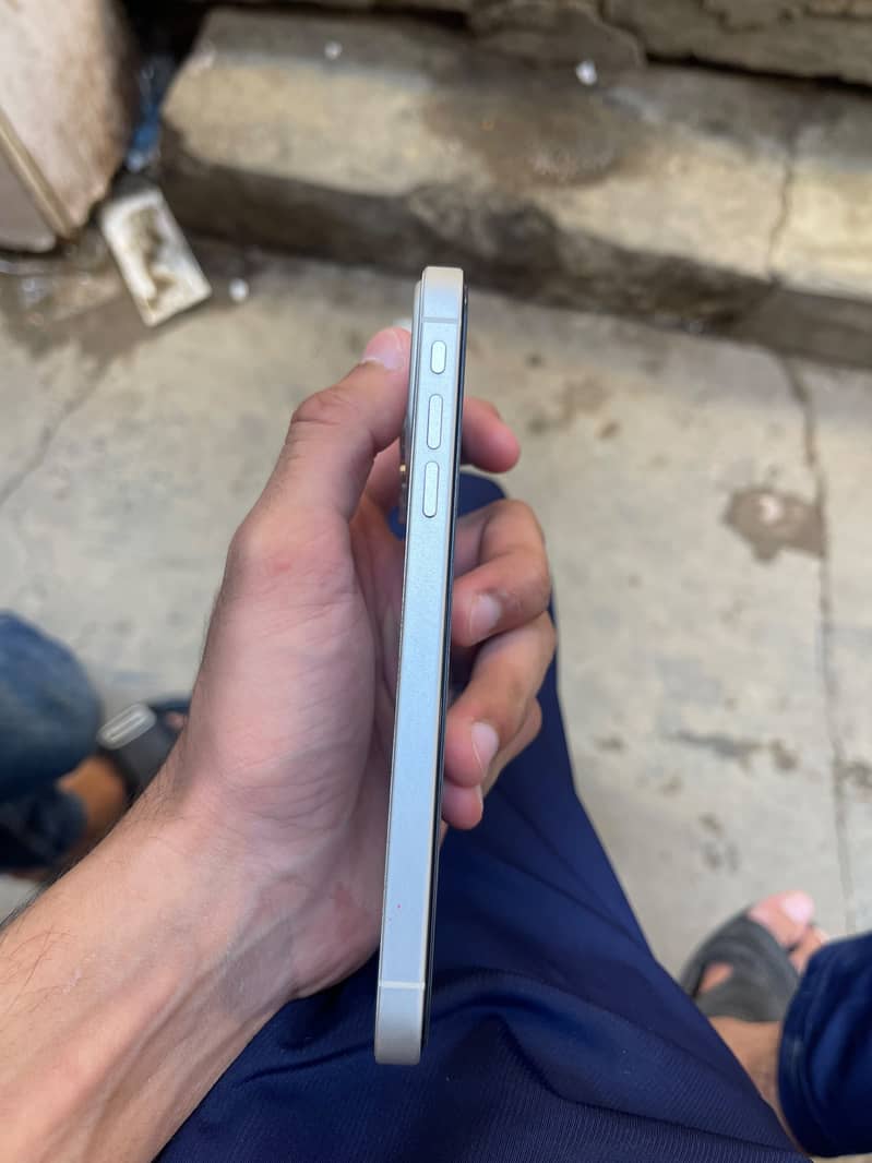 Apple iPhone XR 2