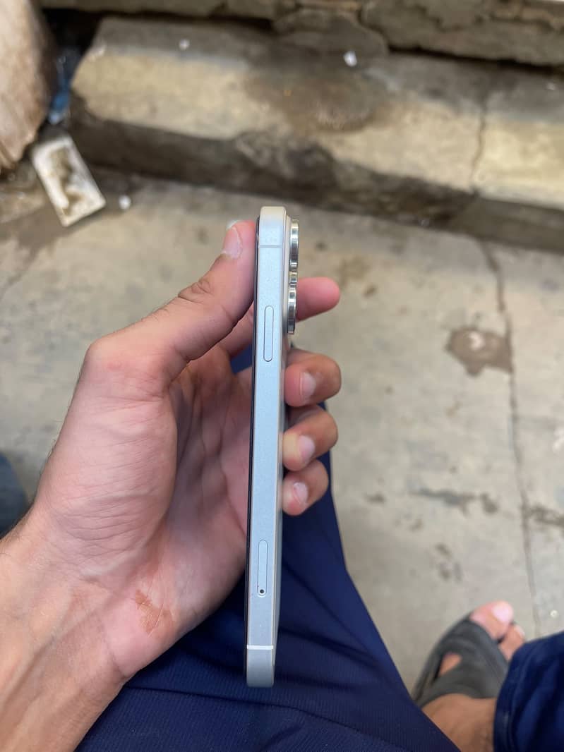 Apple iPhone XR 3