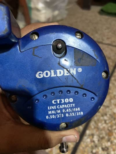 Golden CT300 heavy-duty fishing reel