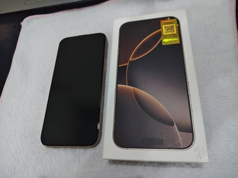 Apple iPhone 16 Pro Max 1