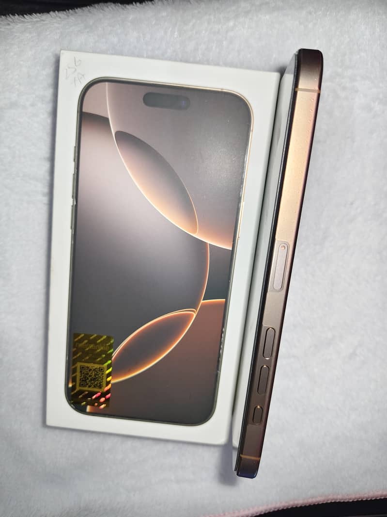 Apple iPhone 16 Pro Max 3