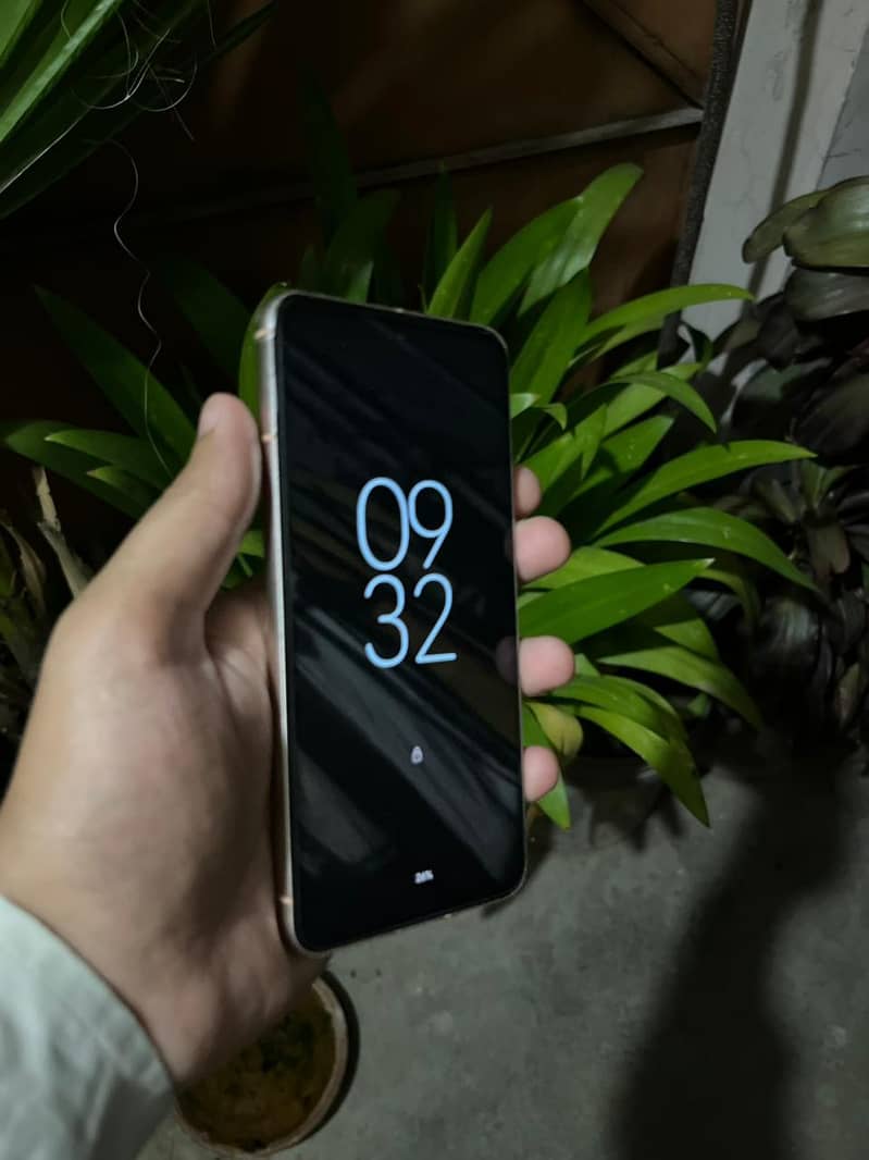 Google Pixel 8 1