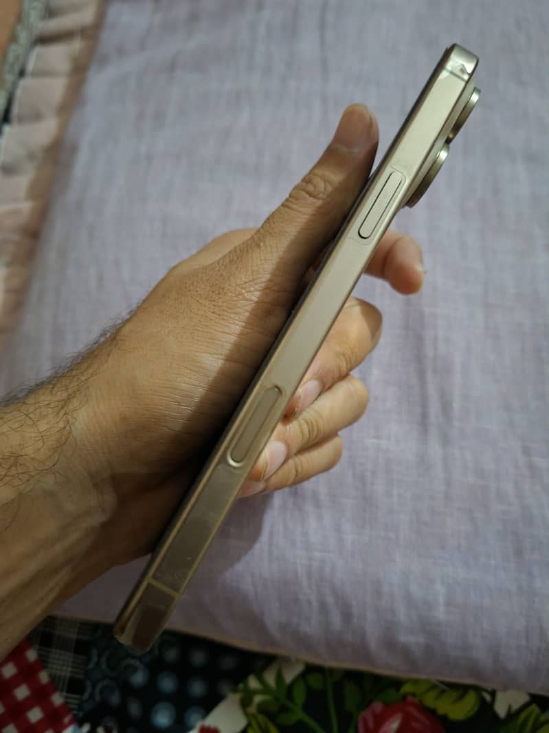 Apple iPhone 16 Pro Max 256gb 1
