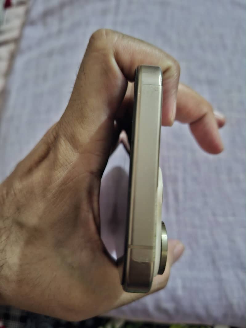 Apple iPhone 16 Pro Max 256gb 3