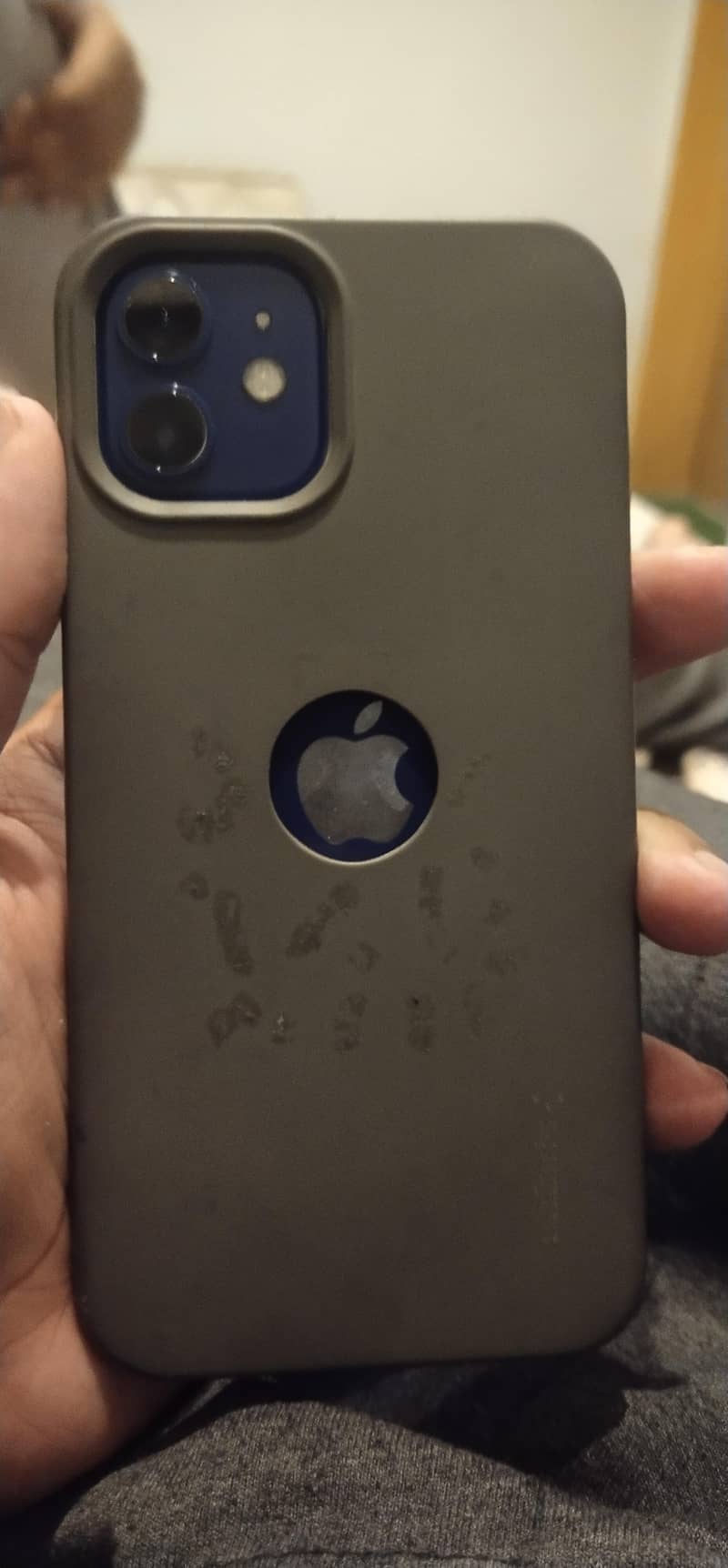 Apple iPhone 12 1