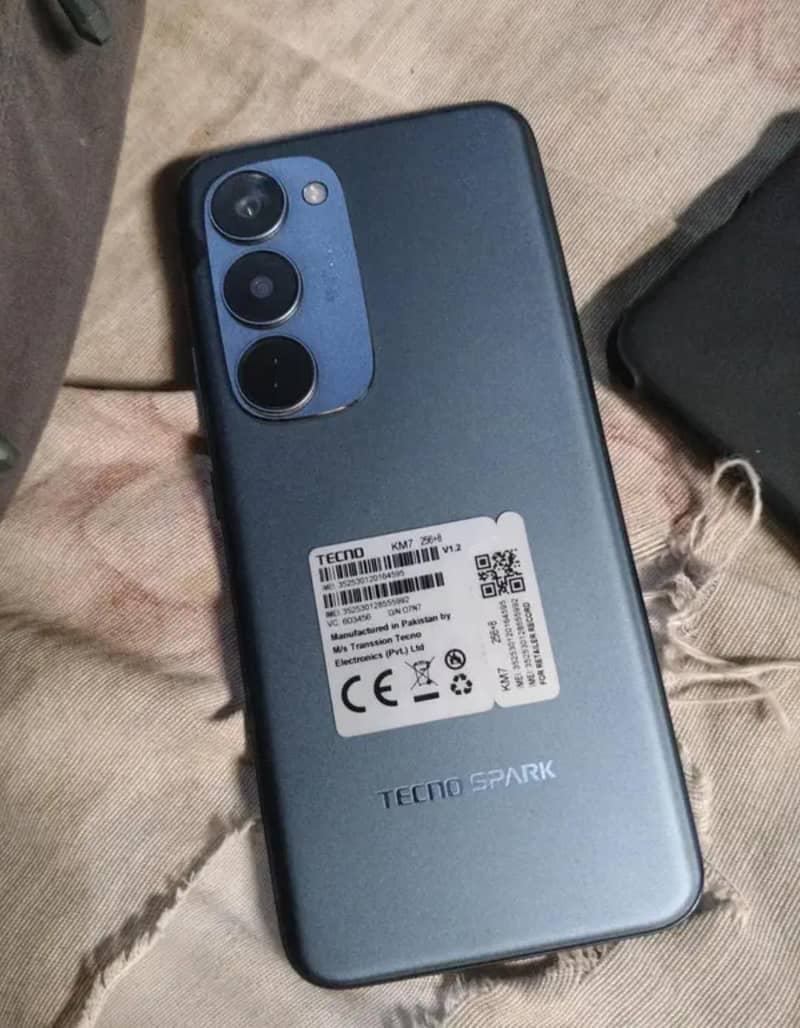 Tecno 40 pro plus 0