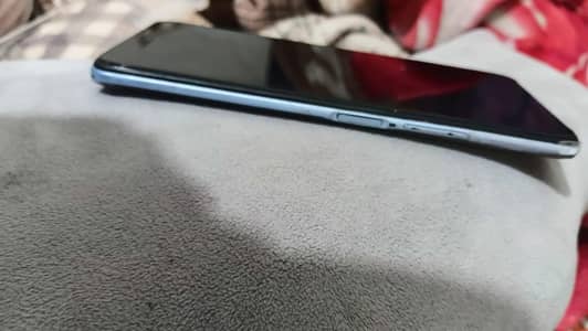 Vivo Y51s