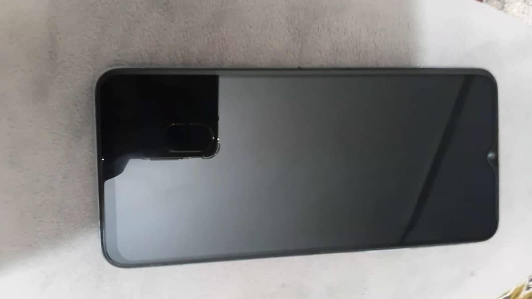 Vivo Y51s 4
