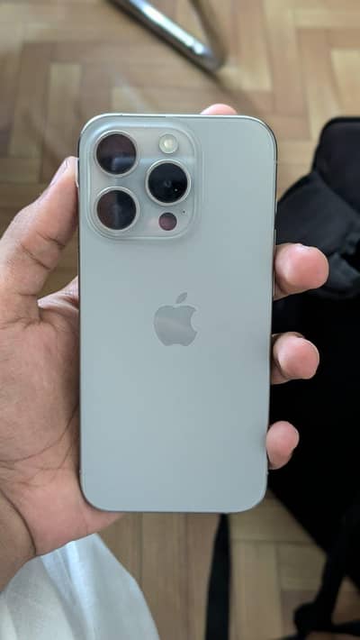 Apple iPhone 15 Pro