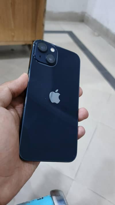 Apple iPhone 13
