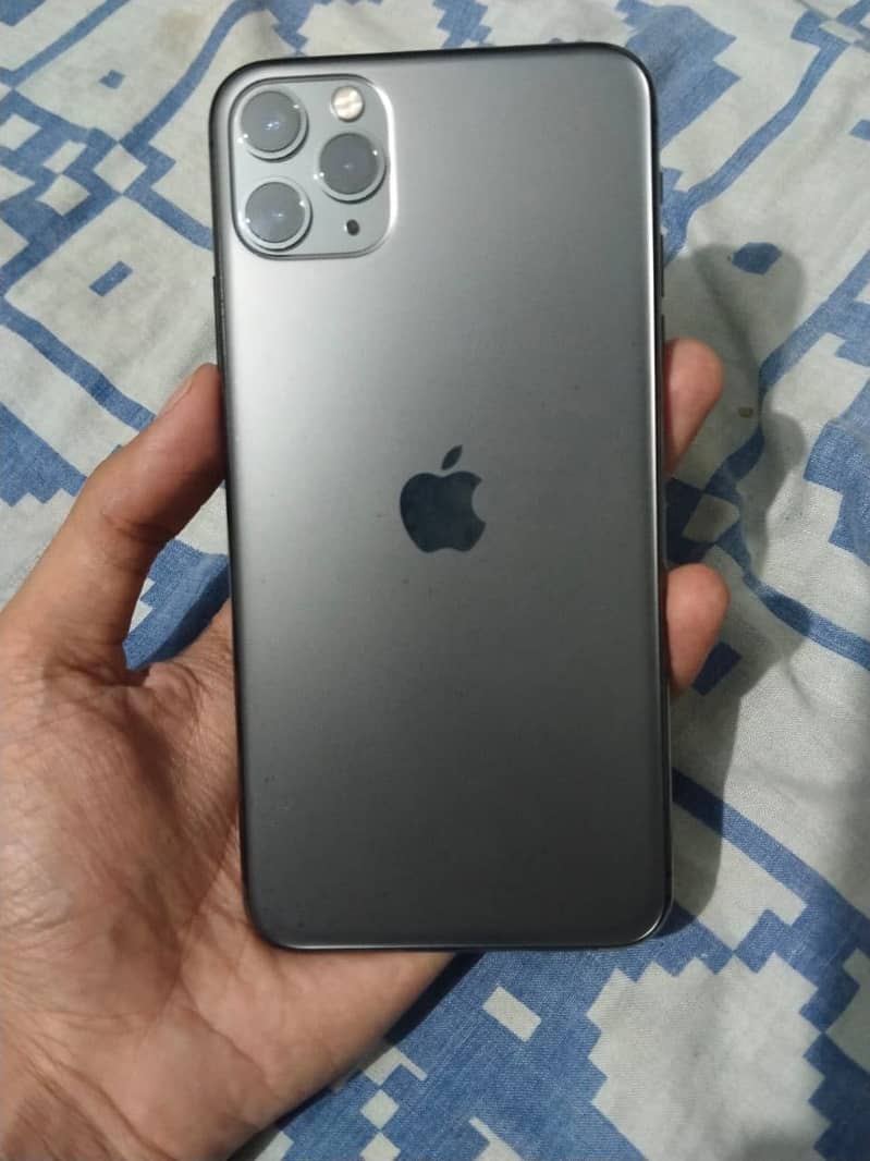 Apple iPhone 11 Pro Max 7