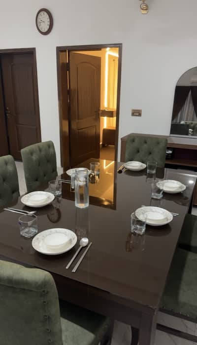 6 Seater Dinning Table & chairs