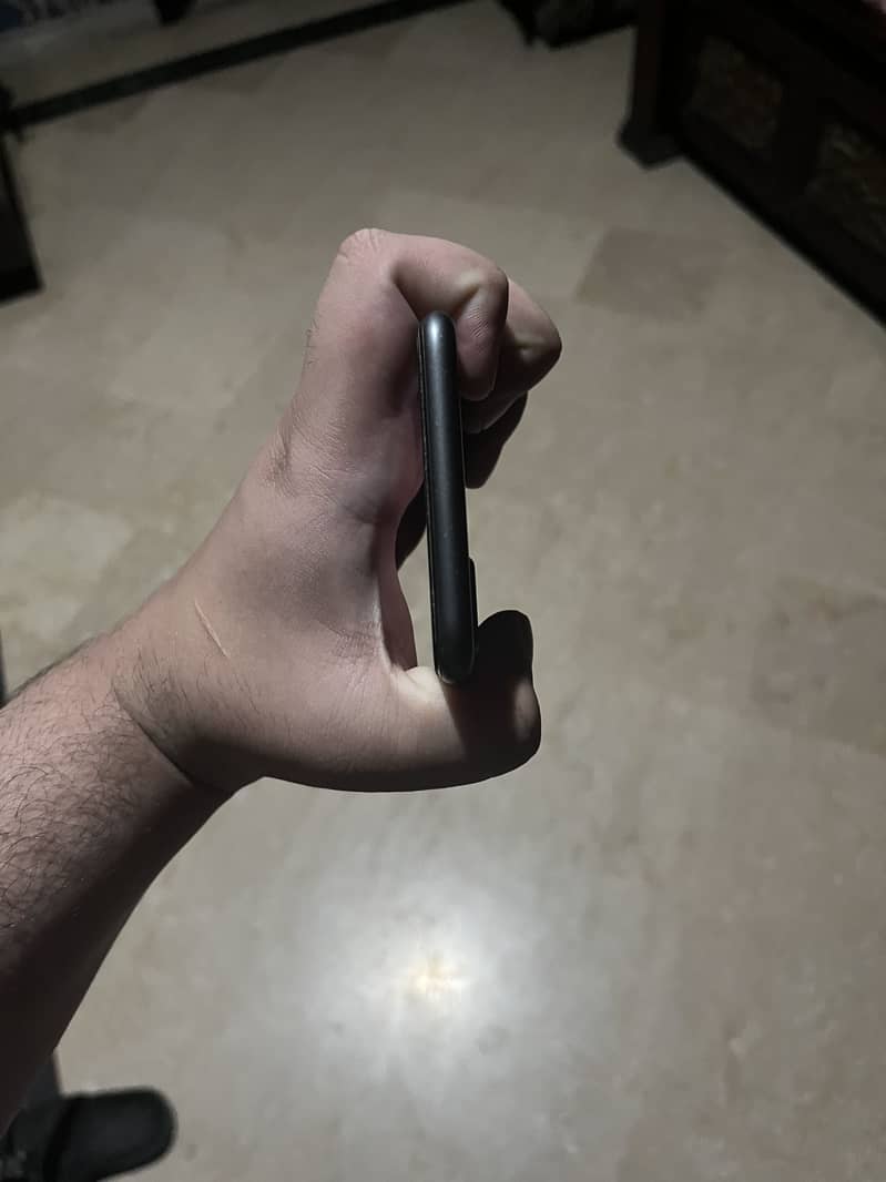 Apple iPhone 8 Plus 3