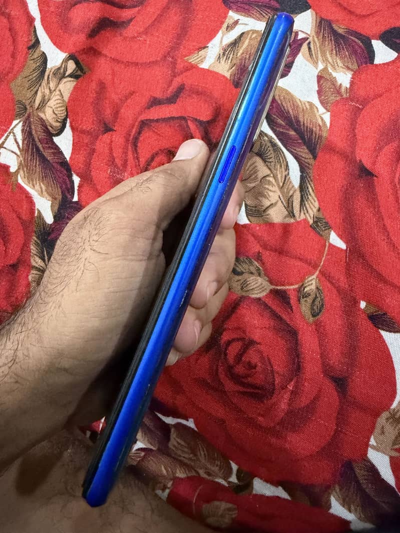 Realme 5 4