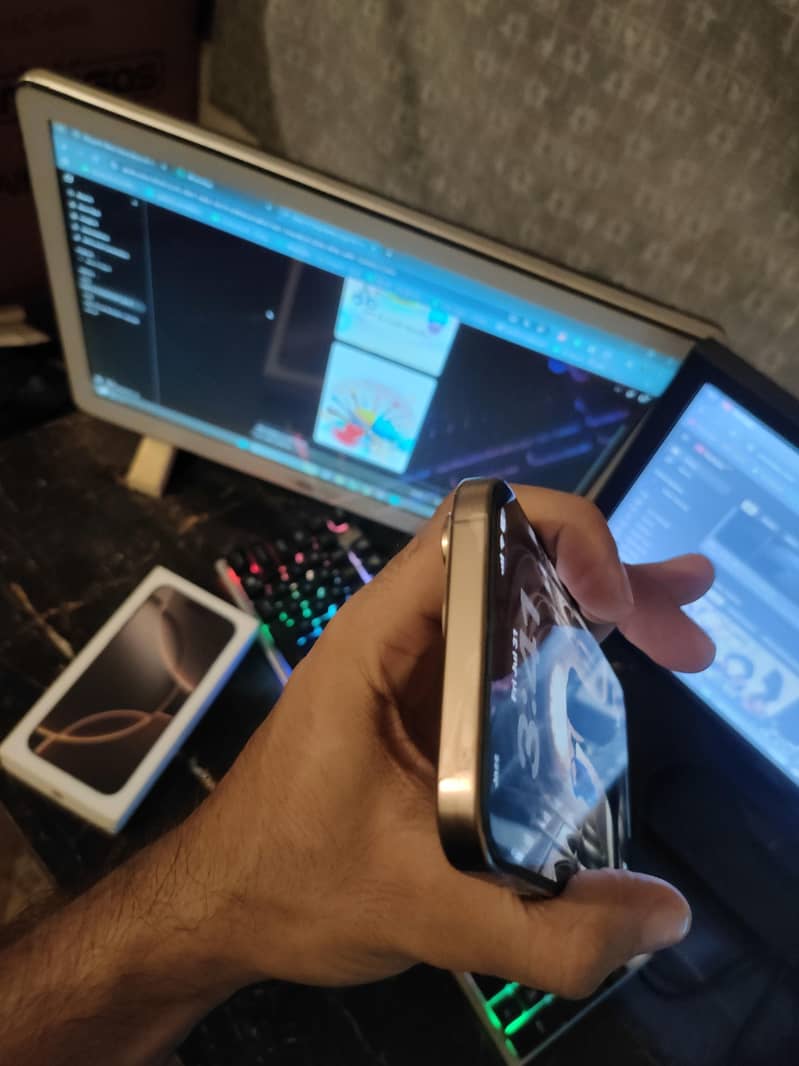 Apple iPhone 16 Pro Max Non PTA 2