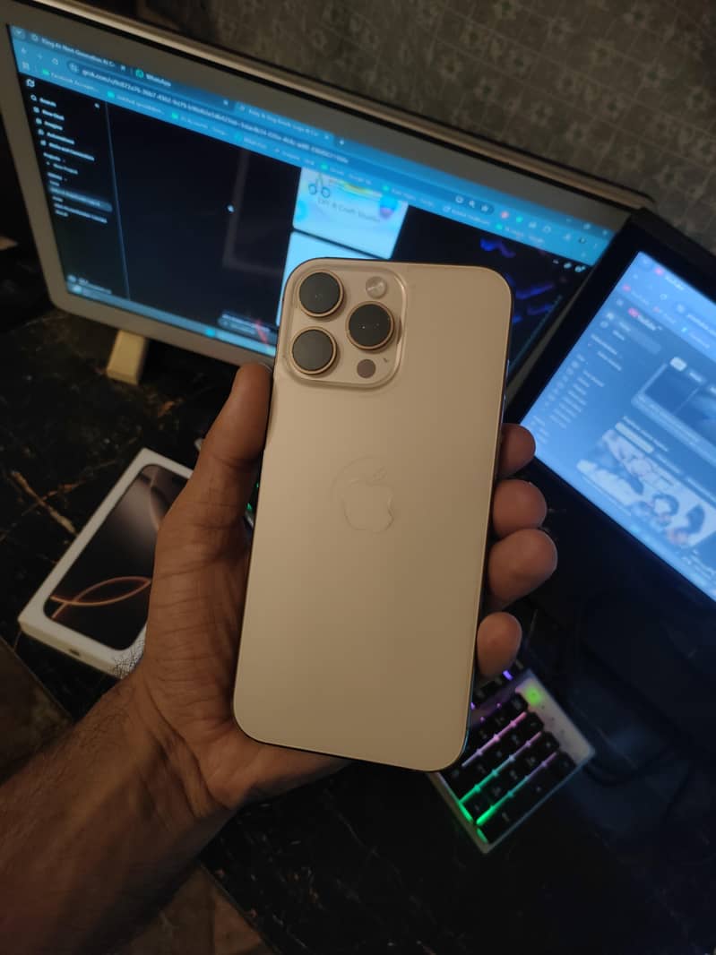 Apple iPhone 16 Pro Max Non PTA 4