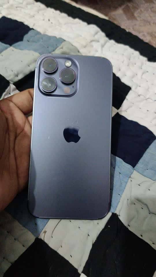 Apple iPhone 14 Pro Max 1