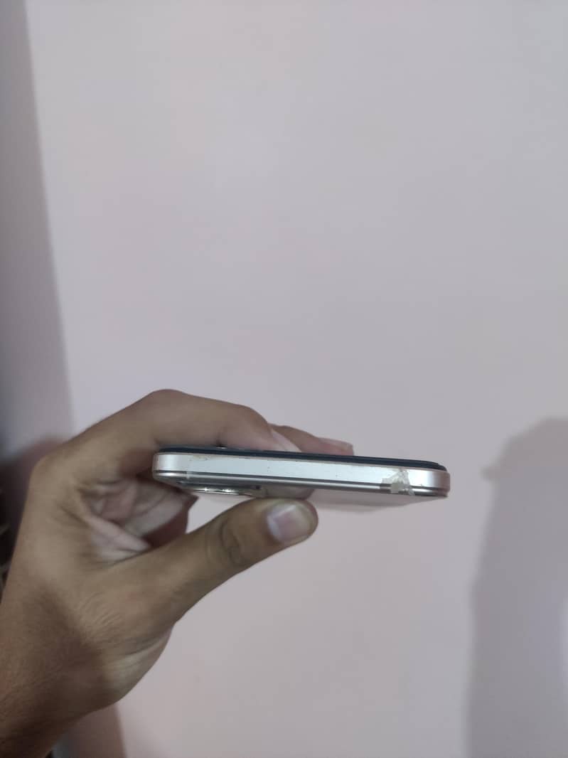 Infinix Note 12 4