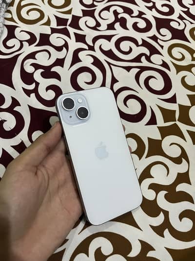 Apple iPhone 15