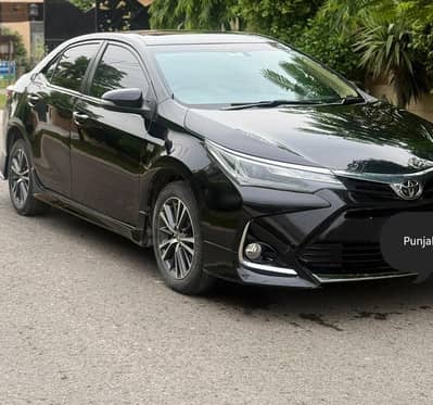 Toyota Corolla Altis Grande 2017 (New Shape) | Top Of The Line | Full