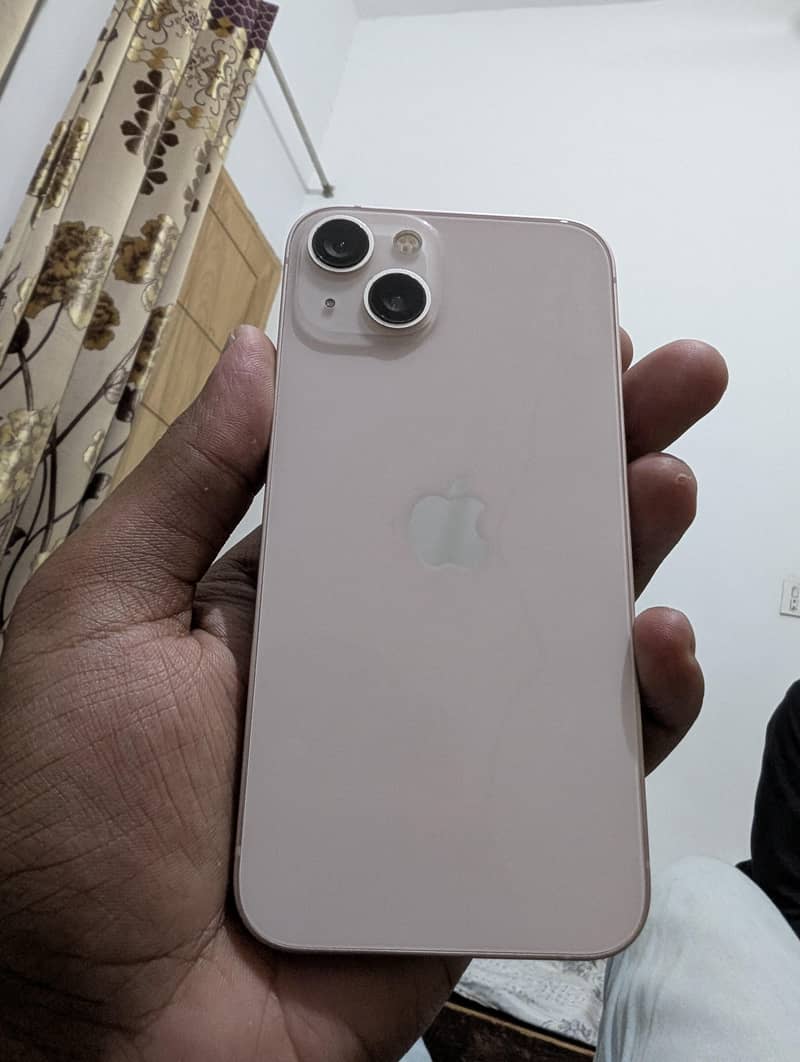 Apple iPhone 13 1