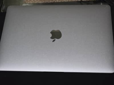 MacBook Air M1 13 inch 8GB/256GB Battery Health 99%