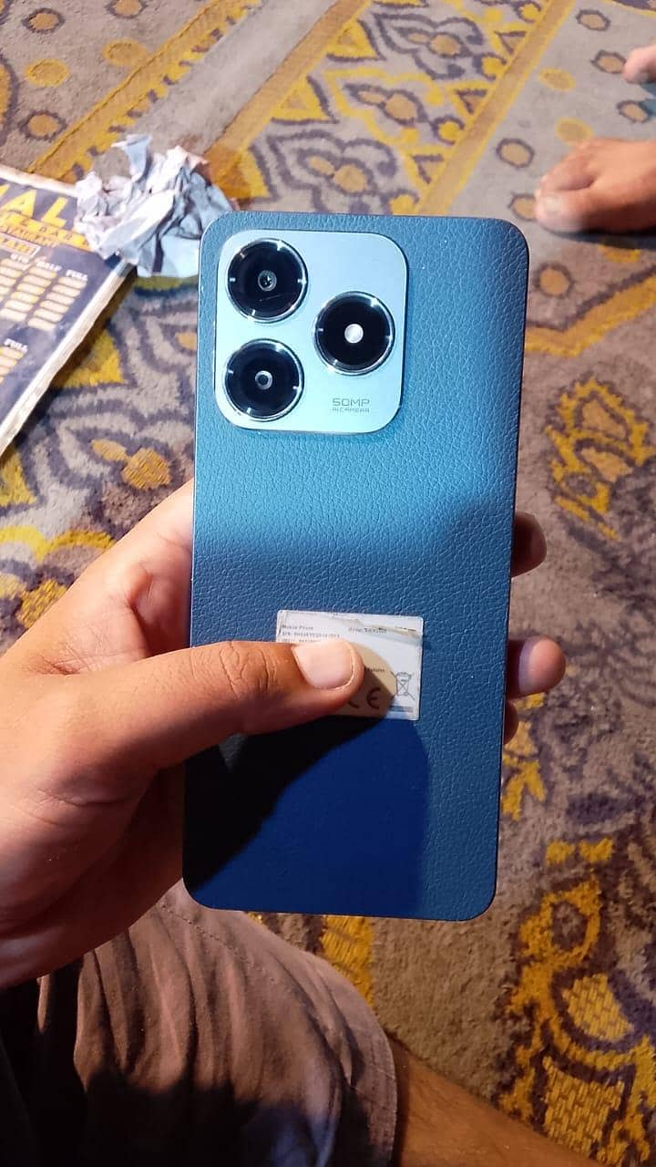 Realme C63 0